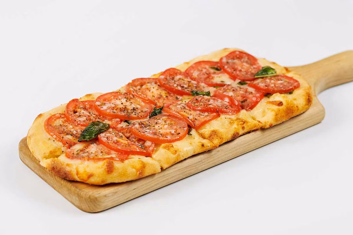 Fresh Basil, Tomato and Cheese Flatbread Pizza - The Cheesecake Factory Menu Prices 2026